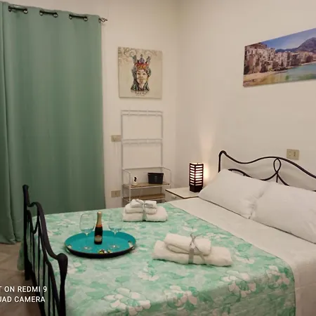 Newlife Via Dante Konukevi 3*